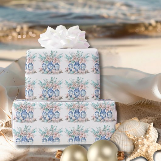 Chinoiserie Vases mit Eukalyptus & Poinsettias Geschenkpapier