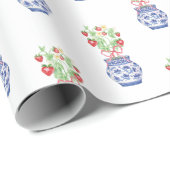Chinoiserie Vases of Red Strawberries Geschenkpapier (Rolleneckpunkt)