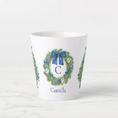 Chinoiserie Weihnachtsbaum und Kranz Milchtasse (Vorderseite)