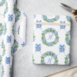 Chinoiserie Wreath Christmas Monogram Geschenkpapier<br><div class="desc">PreppyPrint.com - Feiern Sie Weihnachten im Stil! Fügen Sie dem Packpapier Ihre personalisierte Touch hinzu. Übertragen Sie dieses Design auch auf die Produkte Ihrer Wahl! Bitte besuchen Sie meinen Designer-Shop,  PreppyPrint.com,  um die Dinge zu koordinieren.</div>