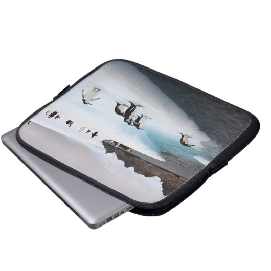 Chinstrap Penguins Laptopschutzhülle (Vorne Knopf)