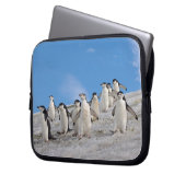 Chinstrap Penguins | Pygoscelis Antarktis Laptopschutzhülle (Vorderseite Links)