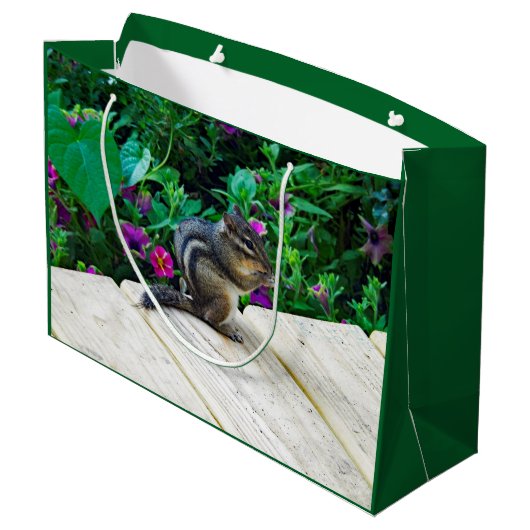 Chipmunk 224 Große Geschenktasche Geschenktüte (Rückseite Schrägansicht)