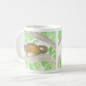 Chipmunk im Apple Tree Kaffeetasse (Vorderseite Links)