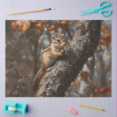 Chipmunk in einer Baumdekoupage Seidenpapier (Basteln)