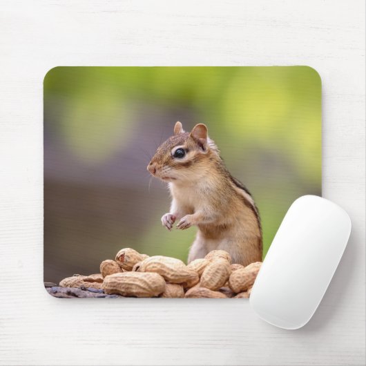 Chipmunk mit Erdnüssen Mousepad (Mit Mouse)