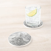 Chipmunk Nibbling Getränkeuntersetzer (Seite)