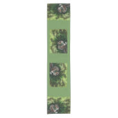 Chipmunk-Stechpalme Tablerunner Kurzer Tischläufer (Vorderseite)