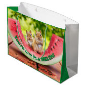 Chipmunke Esswasser Große Geschenktüte (Rückseite Schrägansicht)