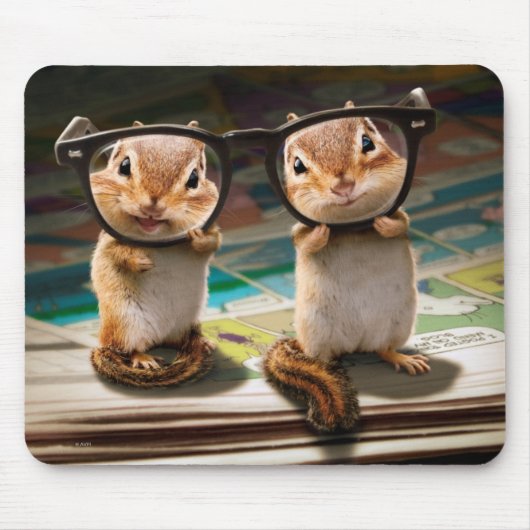 Chipmunks in Reading Glasses Mousepad (Vorne)