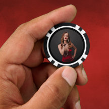 Chips für Poker aus schwarzem und weißem Foto