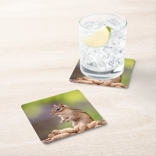 Chipsatz mit Erdnüssen Rechteckiger Pappuntersetzer (Vor Ort)