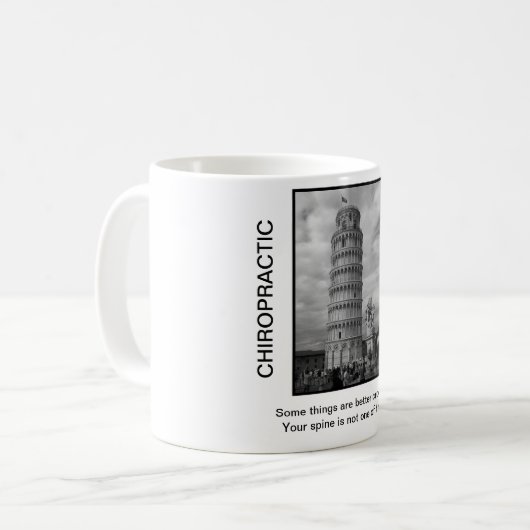 Chiropraktik-Kaffee-Tasse - lehnender Turm von Kaffeetasse (Vorderseite Links)