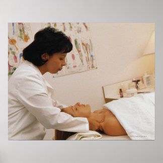 Chiropraktor-Massage bei Frauen Poster
