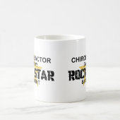 Chiropraktor-Rockstar bis zum Nacht Kaffeetasse (Mittel)