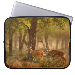 Chital oder cheetal, Achsachse, gepunktete Hirsche Laptopschutzhülle