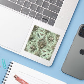 Chitinous Elegy – Gothic Insect Aufkleber (Laptop mit iPhone)