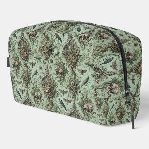 Chitinous Elegy - Gothic Insect Waschbeutel