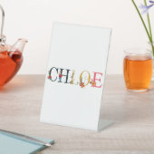 CHLOÉ Vorname Elegant bestickt Sockelschild (In SItu)