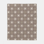 Chocolate Drops Polka Dot Mandala Muster Fleecedecke (Vorderseite)