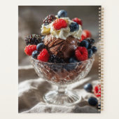 Chocolate Ice Cream Berry 2026 Planer (Rückseite)