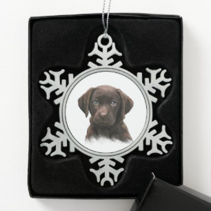 Chocolate Labrador Dog Schneeflocken Zinn-Ornament