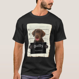 Chocolate-Labrador-Hund Polizeifoto Böser Hund Mit T-Shirt