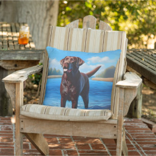 Chocolate Labrador und Blue Lake Kissen