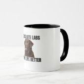 Chocolate Labs machen das Leben besser – Kaffeetas Tasse (VorderseiteRechts)