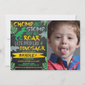 Chomp & Stomp! Dinosaurier jedes Alters Geburtstag Einladung (Vorderseite)