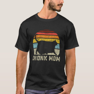Chonk Cat Mama Scale Meme Funny Retro Style Mommy  T-Shirt