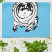 Chonky Striped Japanese Tabby Cat Geschirrtuch (Gefaltet)