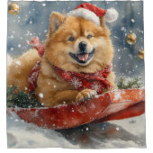Chow Chow Hund in Sledge Lass es Schnee Weihnachte Duschvorhang (Vorderseite)