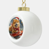 Chow Chow Hund in Sledge Lass es Schnee Weihnachte Keramik Kugel-Ornament (Rechts)