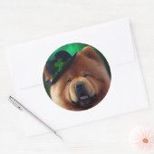 Chow Chow Hund in St. Patrick's Day Dress Runder Aufkleber (Umschlag)