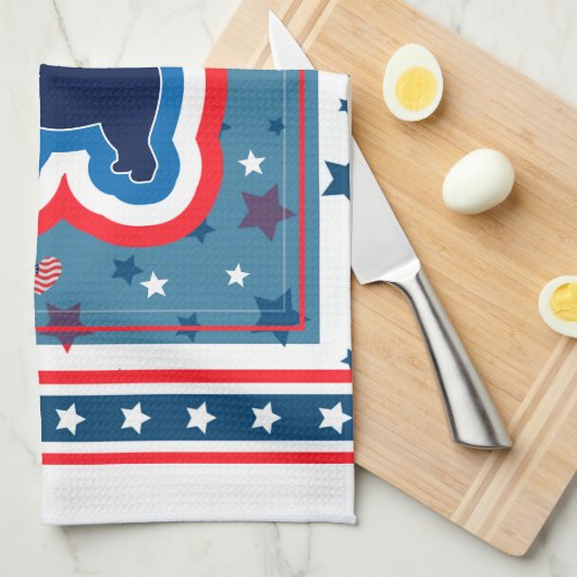 Chow Chow Patriotic rot weiß und blau 4. Juli Geschirrtuch (Viertel Falte)