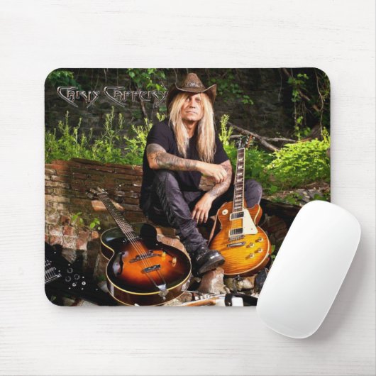 Chris Caffery sitzt mit Guitars Mouse Pad Mousepad (Mit Mouse)