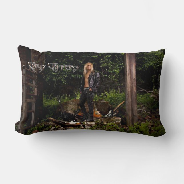 Chris Caffery Stehend mit Guitars Lumbar Pillow Lendenkissen (Vorderseite)