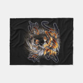 Christian Jesus Is King With Striking Lion Of Juda Fleecedecke (Vorderseite (Horizontal))