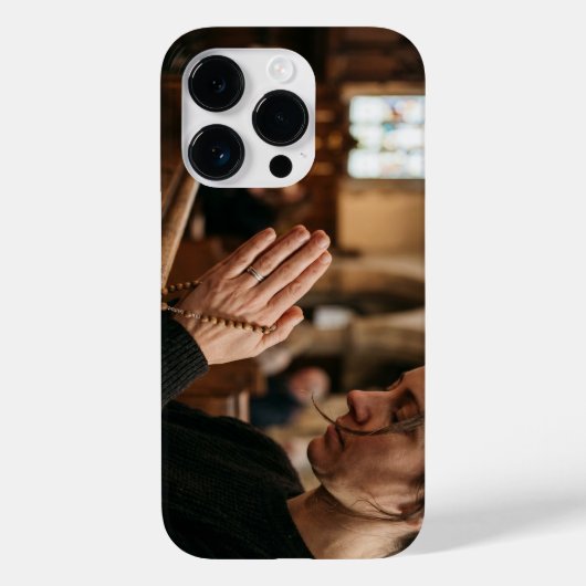 Christian Praying Hands with Rosary iPhone Case (Rückseite)