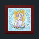 Christlich Guardian Angel Erinnerungskiste<br><div class="desc">Christlich Guardian Angel individuelle Name Keepake Box von ArtMuvz Illustration.TO PERSONALISZE Fügen Sie Ihren Namen oder Text hinzufügen. Passen Sie diese Engel-GESCHENKBOXEN an,  um sie einzigartig zu machen oder als personalisiertes Geschenk zu geben</div>