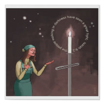 Christliche Frauen, die sich mit Kerzenlicht herum