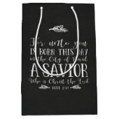 Christliche Weihnachtsverse Typografie Mittlere Geschenktüte (Vorderseite)