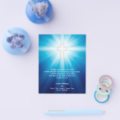 Christliches Kreuz auf blauem Hintergrund Flyer (Einzeln)