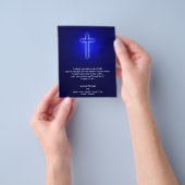 Christliches Kreuz auf marineblau Hintergrund Flyer (Gruppe)