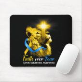 Christliches Löwenkreuzgedanken über Angst-nunter- Mousepad (Mit Mouse)