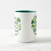 Christliches St. Patrick’s Day Kleeblatt Gesegnet Tasse (Zentrum)