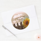 Christliches Zitat: Das Leben auf Jesus lernen Runder Aufkleber (Umschlag)