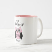 Christliches Zitat: Ich bin derjenige mit rosa Eul Zweifarbige Tasse (VorderseiteRechts)