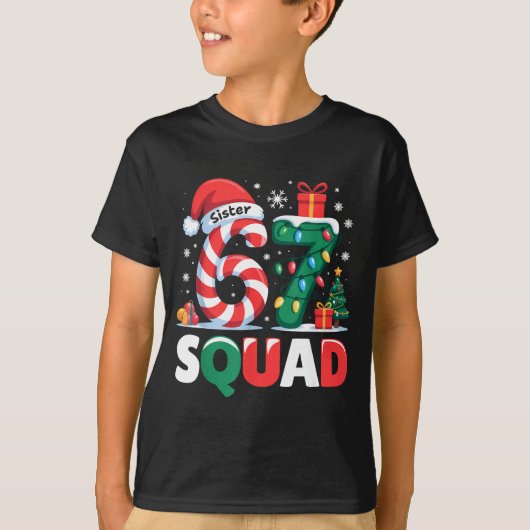 Christmas 67 Squad Sister 6-7 Funny Matching Candy T-Shirt (Vorderseite)